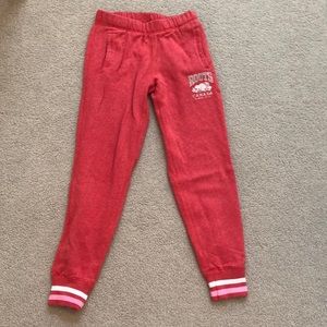 Roots joggers
